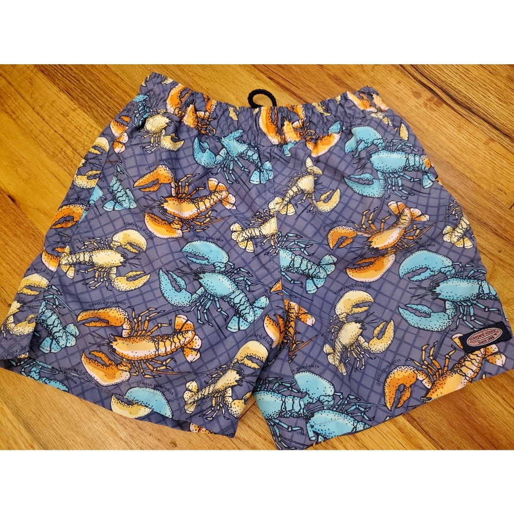 Vineyard Vines Lobster Swim Trunks size 5